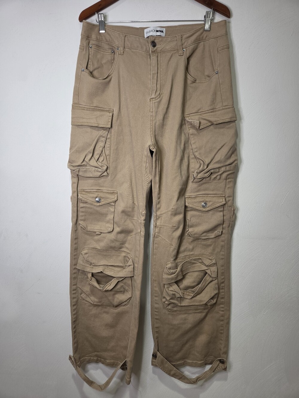 Fashion Nova Baggy Khaki Cargo Pants Size 13
